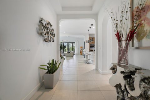 Casa en venta en Pembroke Pines, Florida, 3 dormitorios, 229.1 m2 № 1846127 - foto 5