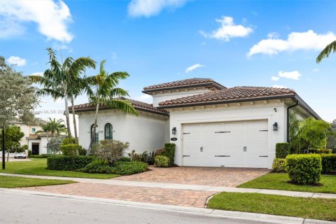 Casa en venta en Pembroke Pines, Florida, 3 dormitorios, 229.1 m2 № 1846127 - foto 1