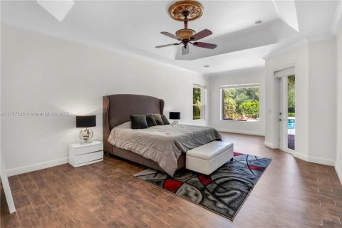 House in Davie, Florida 5 bedrooms, 313.27 sq.m. № 1701340 - photo 21