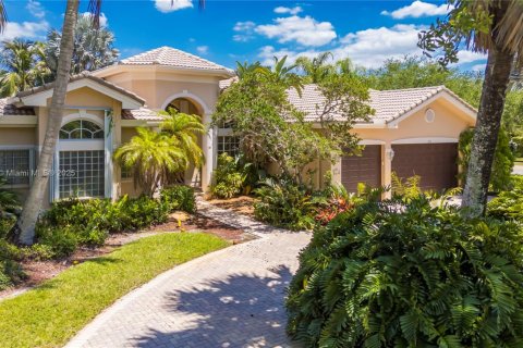 House in Davie, Florida 5 bedrooms, 313.27 sq.m. № 1701340 - photo 2