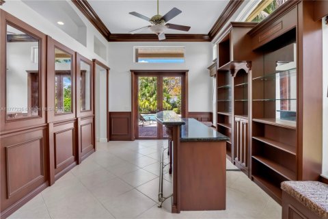 House in Davie, Florida 5 bedrooms, 313.27 sq.m. № 1701340 - photo 30