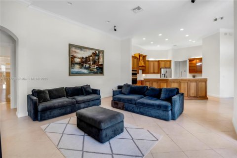 House in Davie, Florida 5 bedrooms, 313.27 sq.m. № 1701340 - photo 16