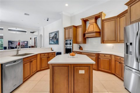 House in Davie, Florida 5 bedrooms, 313.27 sq.m. № 1701340 - photo 5