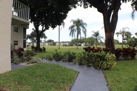 Condo in Delray Beach, Florida, 1 bedroom  № 1116811 - photo 1