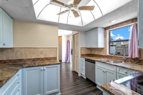 Villa ou maison à vendre à Sarasota, Floride: 3 chambres, 158.03 m2 № 1894479 - photo 7