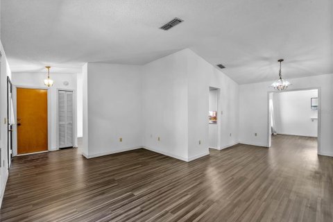 Villa ou maison à vendre à Sarasota, Floride: 3 chambres, 158.03 m2 № 1894479 - photo 3