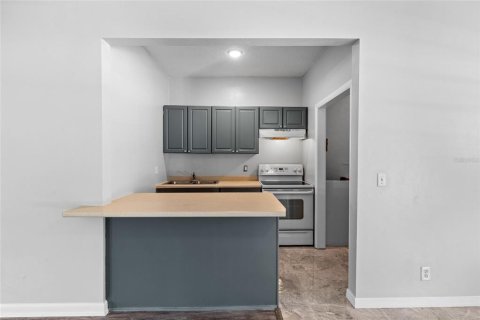 Купить виллу или дом в Алачуа, Флорида 10 комнат, 242.47м2, № 1885816 - фото 29