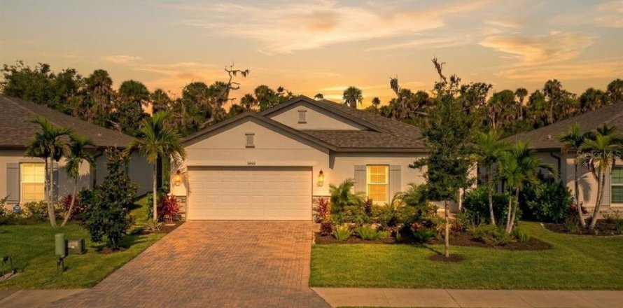 Villa ou maison à Palmetto, Floride 3 chambres, 194.17 m2 № 2330055