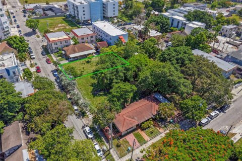 Immobilier commercial à vendre à Miami, Floride № 1881764 - photo 6