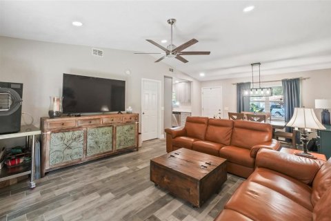 Villa ou maison à vendre à Lutz, Floride: 3 chambres, 113.15 m2 № 1906638 - photo 4