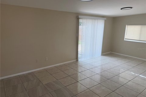 Villa ou maison à vendre à Holiday, Floride: 2 chambres, 110.74 m2 № 2167536 - photo 12