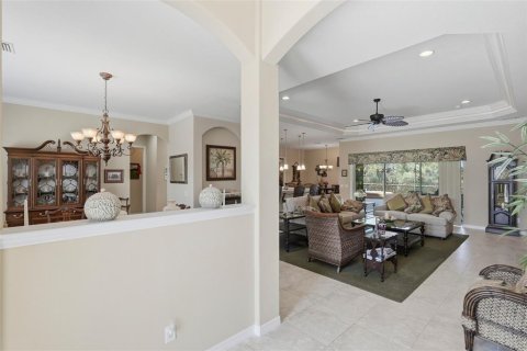 House in Parrish, Florida 4 bedrooms, 264.03 sq.m. № 2296768 - photo 4
