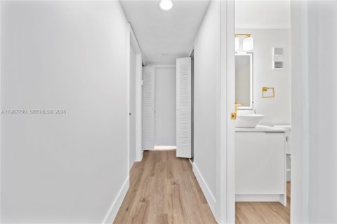 Купить кондоминиум в Делрей-Бич, Флорида 2 спальни, 78.97м2, № 2029139 - фото 20