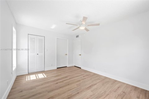 Купить кондоминиум в Делрей-Бич, Флорида 2 спальни, 78.97м2, № 2029139 - фото 16