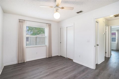 House in Lutz, Florida 3 bedrooms, 118.54 sq.m. № 1831760 - photo 10