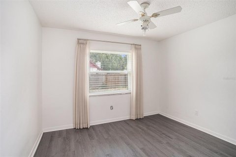 House in Lutz, Florida 3 bedrooms, 118.54 sq.m. № 1831760 - photo 11