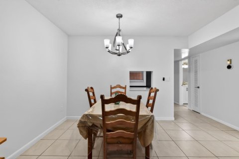 Condo in Boynton Beach, Florida, 1 bedroom  № 2377300 - photo 10