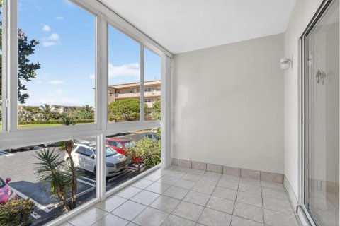 Condo in Boynton Beach, Florida, 1 bedroom  № 2377300 - photo 26