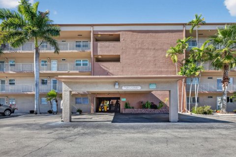Condo in Boynton Beach, Florida, 1 bedroom  № 2377300 - photo 22