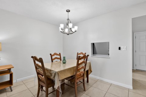 Condo in Boynton Beach, Florida, 1 bedroom  № 2377300 - photo 9