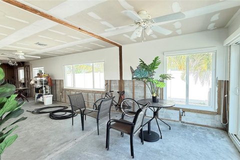 Condo in Holmes Beach, Florida, 2 bedrooms № 2167505 - photo 14