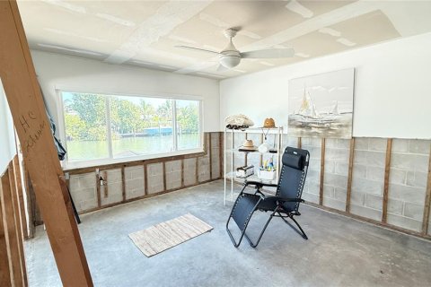 Condo in Holmes Beach, Florida, 2 bedrooms № 2167505 - photo 23