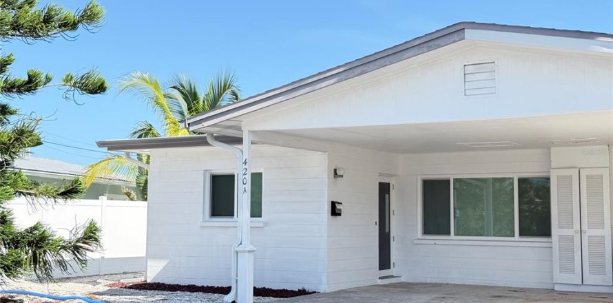 Condo in Holmes Beach, Florida, 2 bedrooms № 2167505