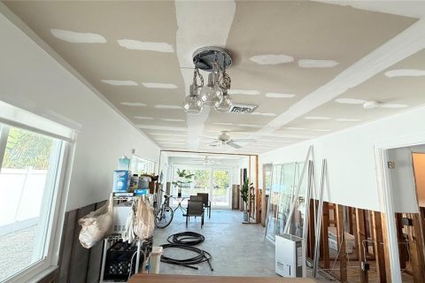 Condo in Holmes Beach, Florida, 2 bedrooms № 2167505 - photo 11