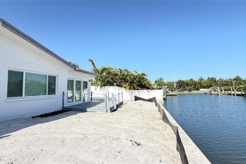 Condo in Holmes Beach, Florida, 2 bedrooms № 2167505 - photo 3