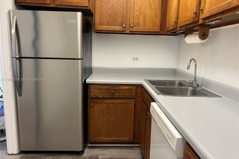 Снять в аренду кондоминиум в Лодерхилл, Флорида 1 спальня, 74.32м2, № 2028982 - фото 7