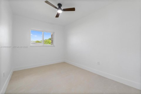 Villa ou maison à vendre à Miami Gardens, Floride: 3 chambres, 106.84 m2 № 2069030 - photo 21