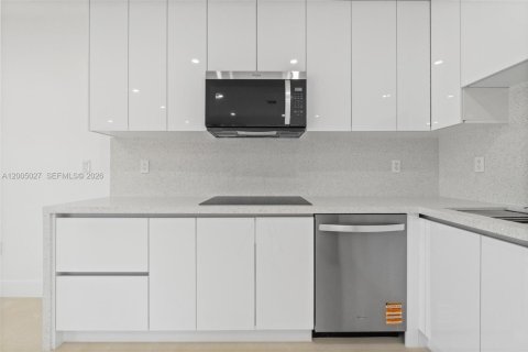 Villa ou maison à vendre à Miami Gardens, Floride: 3 chambres, 106.84 m2 № 2069030 - photo 13