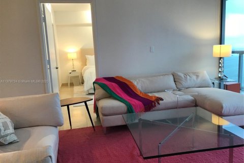 Condo in Miami, Florida, 2 bedrooms  № 1959705 - photo 17