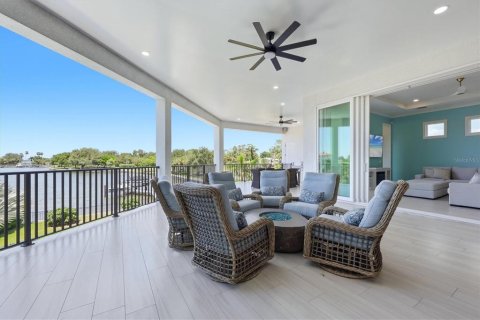 House in Sarasota, Florida 3 bedrooms, 523.6 sq.m. № 2302127 - photo 25