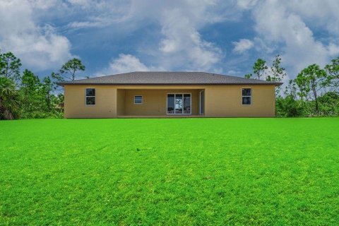 Снять в аренду виллу или дом в Порт-Шарлотт, Флорида 4 комнаты, 240.34м2, № 2101386 - фото 27