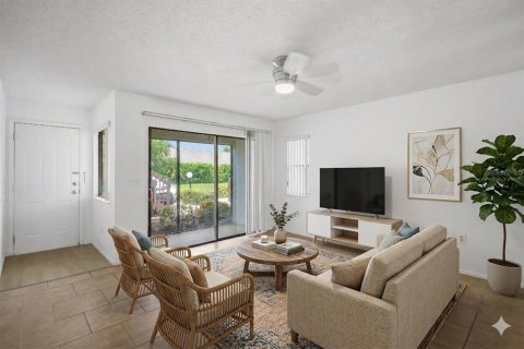 Copropriété à vendre à Bradenton, Floride: 1 chambre, 64.66 m2 № 2093971 - photo 3
