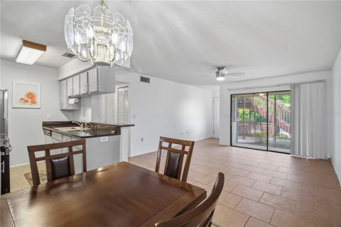 Copropriété à vendre à Bradenton, Floride: 1 chambre, 64.66 m2 № 2093971 - photo 9