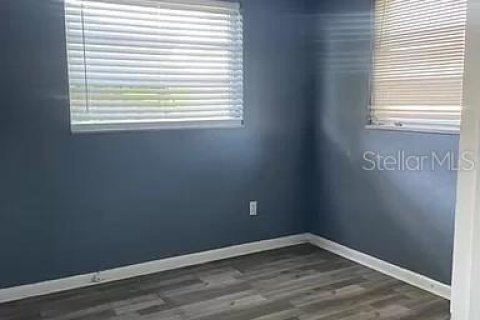 Villa ou maison à vendre à Palm Bay, Floride: 4 chambres, 141.12 m2 № 2150215 - photo 6