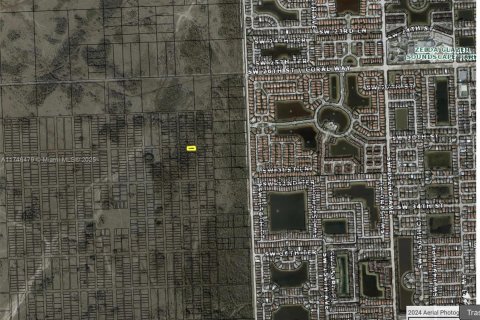 Купить земельный участок в Майами, Флорида № 1985177 - фото 1