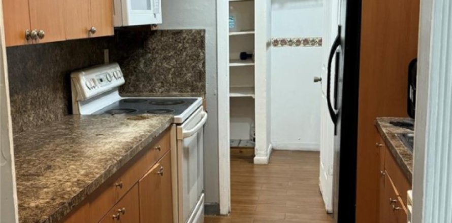 Villa ou maison à Fort Lauderdale, Floride 5 chambres, 216.74 m2 № 1221200