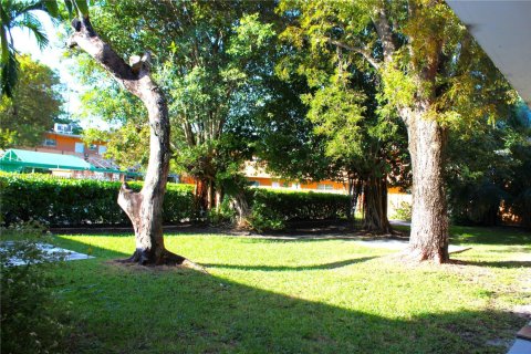 Condominio en alquiler en Cutler Bay, Florida, 2 dormitorios, 71.07 m2 № 2017388 - foto 9