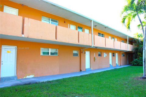 Condominio en alquiler en Cutler Bay, Florida, 2 dormitorios, 71.07 m2 № 2017388 - foto 6