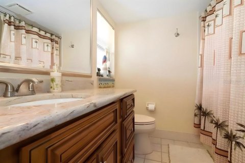 Casa en venta en New Port Richey, Florida, 3 dormitorios, 157.28 m2 № 2218501 - foto 8