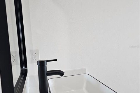 Купить коммерческую недвижимость в Порт-Шарлотт, Флорида 6 спален, 223.34м2, № 1554424 - фото 17