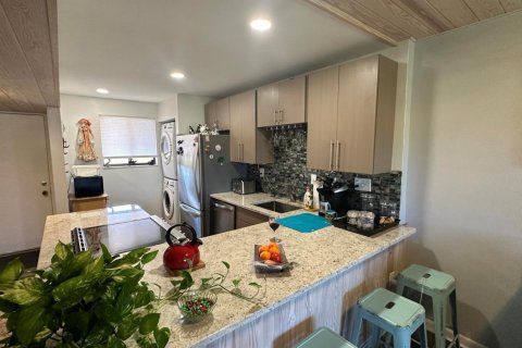 Copropriété à vendre à Stuart, Floride: 2 chambres, 110.18 m2 № 2261198 - photo 3