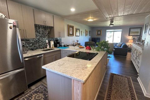 Condo à Stuart, Floride, 2 chambres  № 2261198