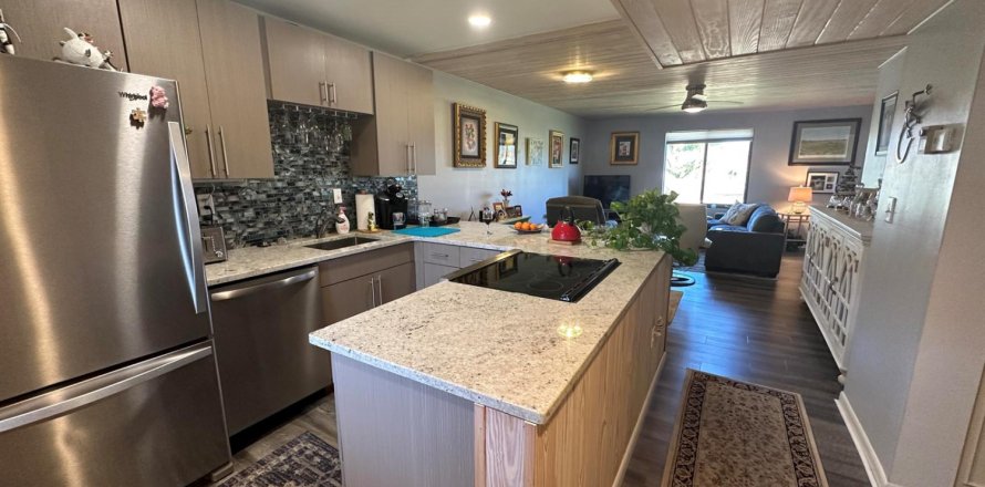 Condo à Stuart, Floride, 2 chambres № 2261198
