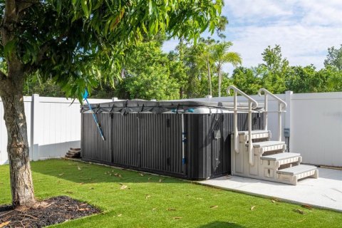 Casa en alquiler en Orlando, Florida, 4 dormitorios, 298.49 m2 № 1898438 - foto 29