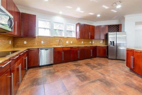 Снять в аренду виллу или дом в Орландо, Флорида 3 комнаты, 298.49м2, № 1898438 - фото 9
