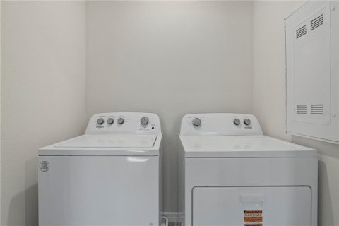 Touwnhouse à louer à Davenport, Floride: 3 chambres, 135.92 m2 № 2140858 - photo 18
